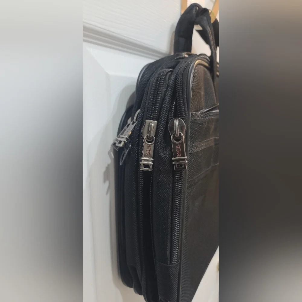 TUMI Elegant Black Men's Briefcase